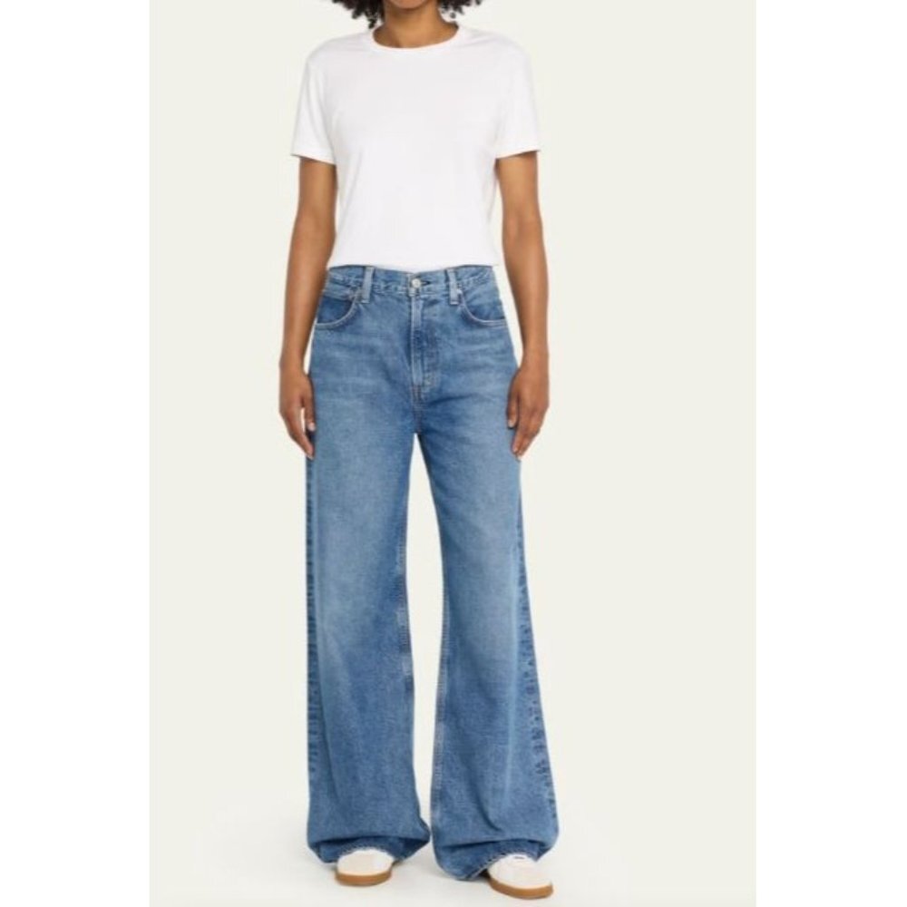 Citizens Of Humanity Blue Wide Leg Flare Jeans with Classic Appeal